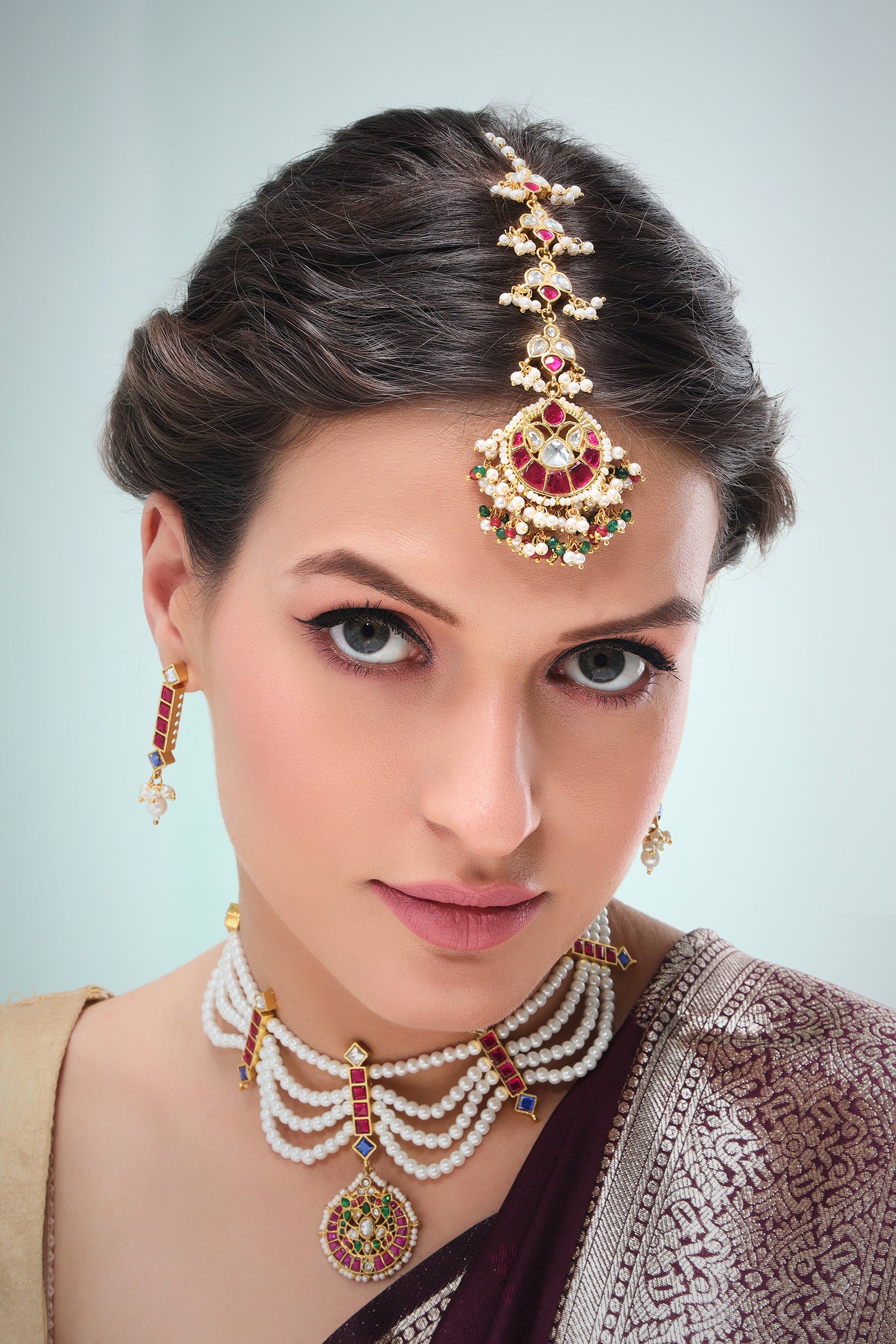 Zebi Kundan set