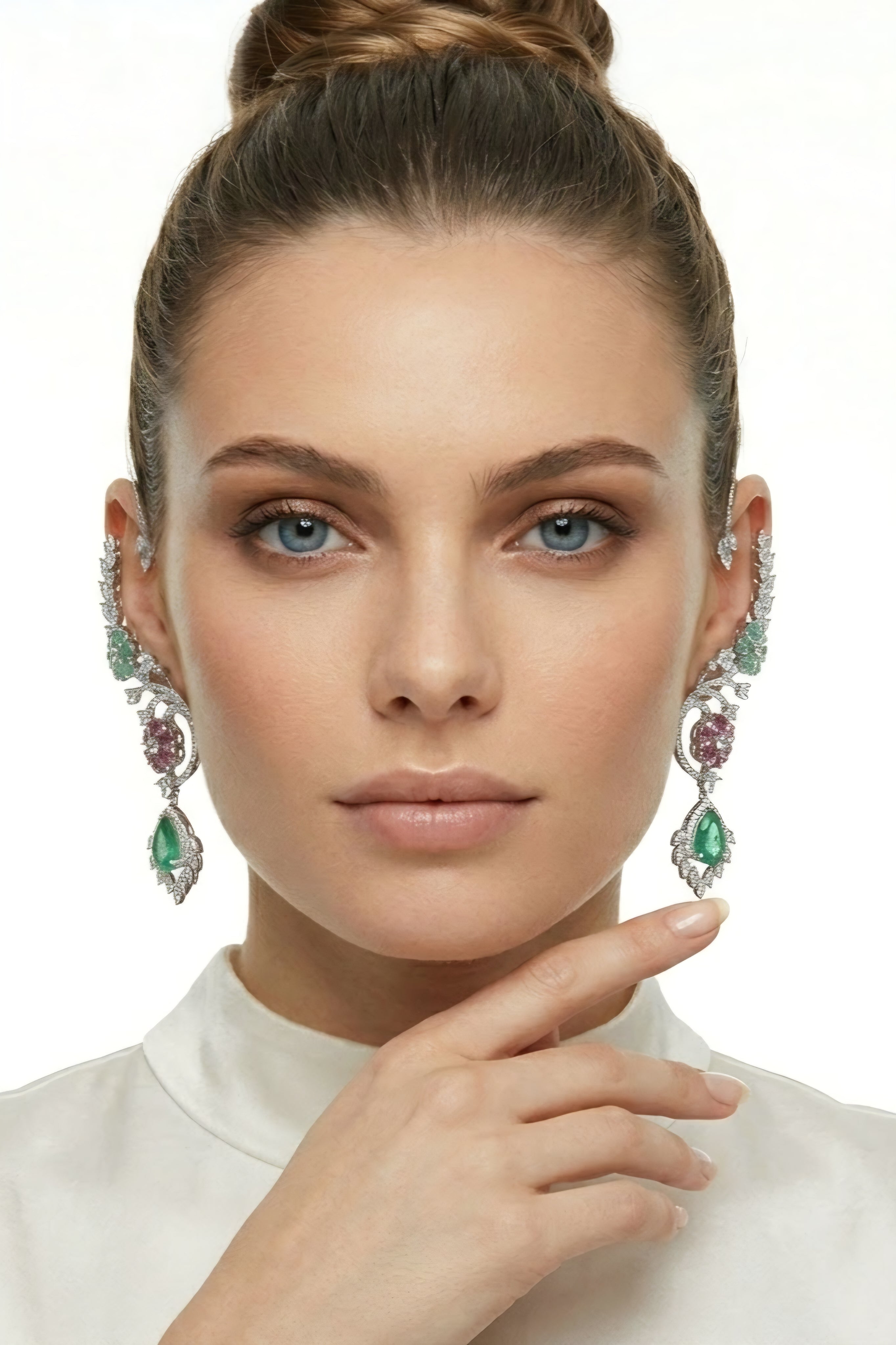 Queen in me earcuff,PRE ORDER DELIVERY AFTER 15 DAYS