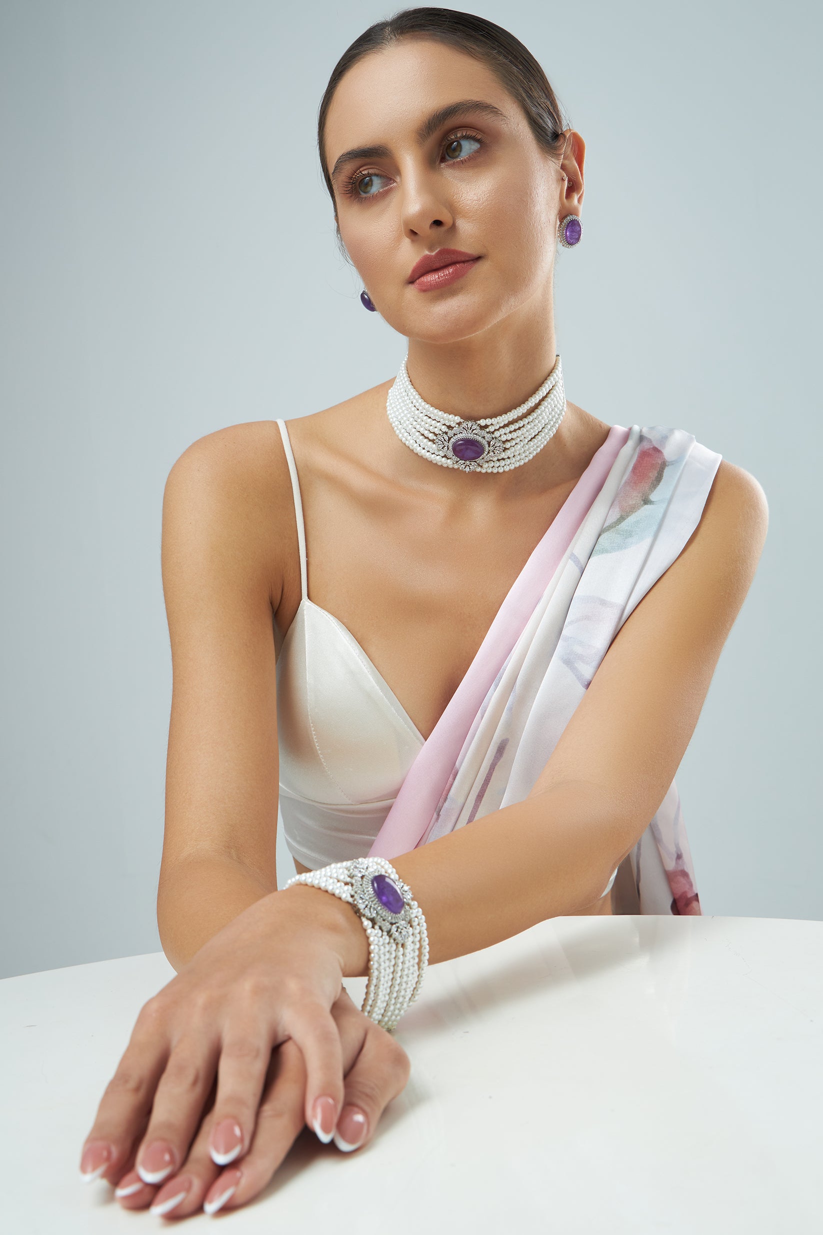 Victoria statement choker