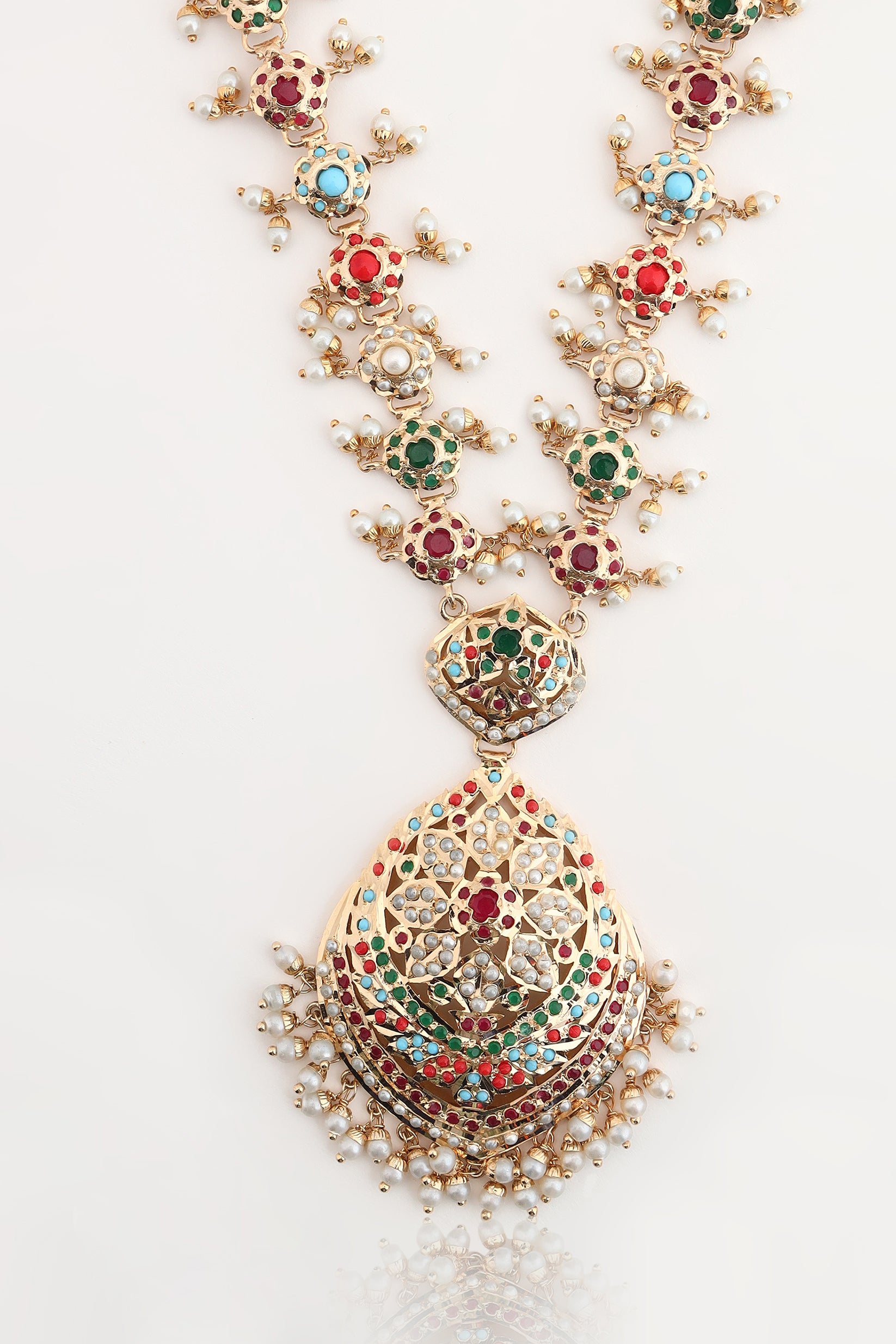 Maheen Jadau necklace set,Head and hand accessories not included.