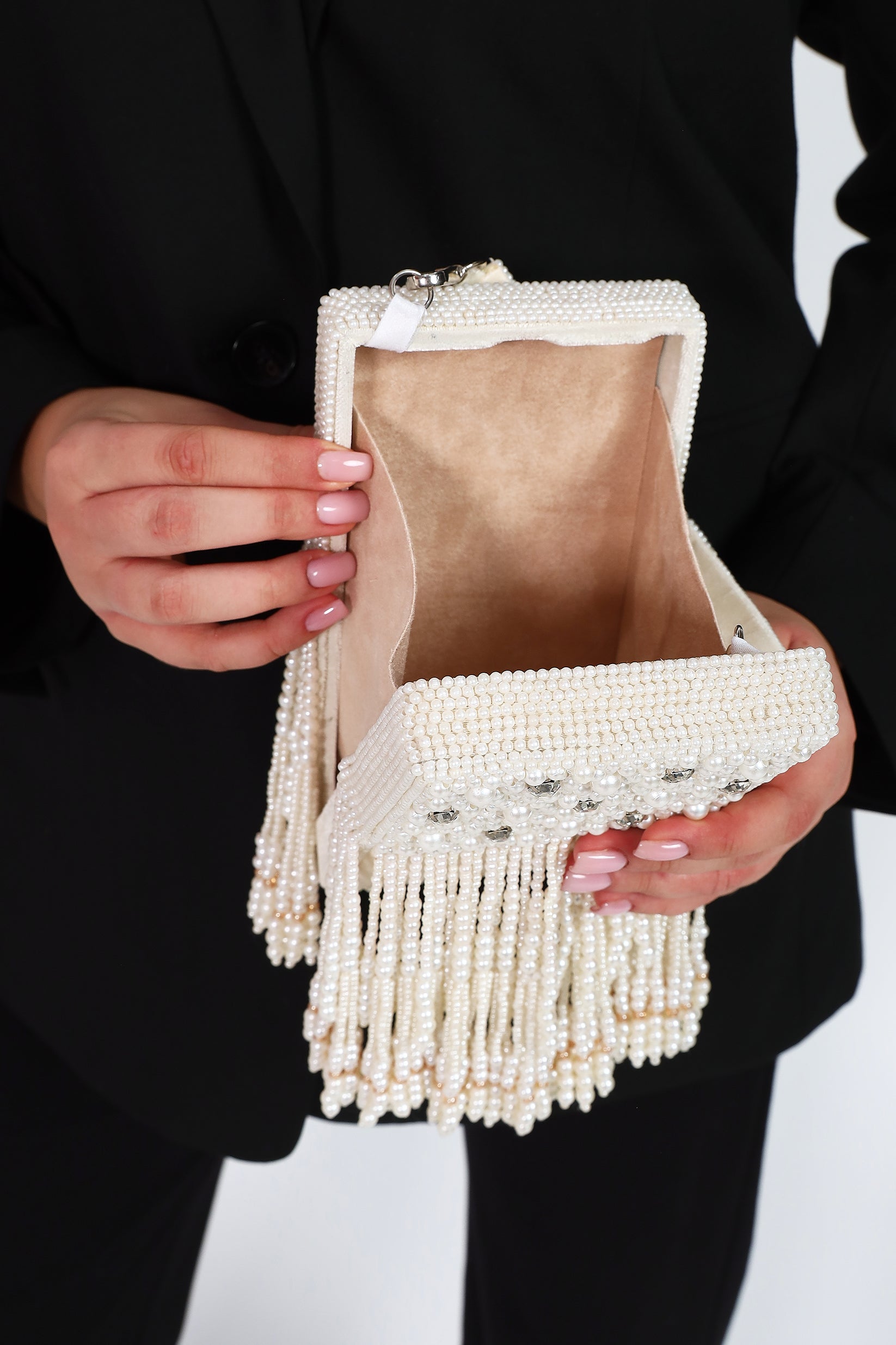 Amara pearl bag