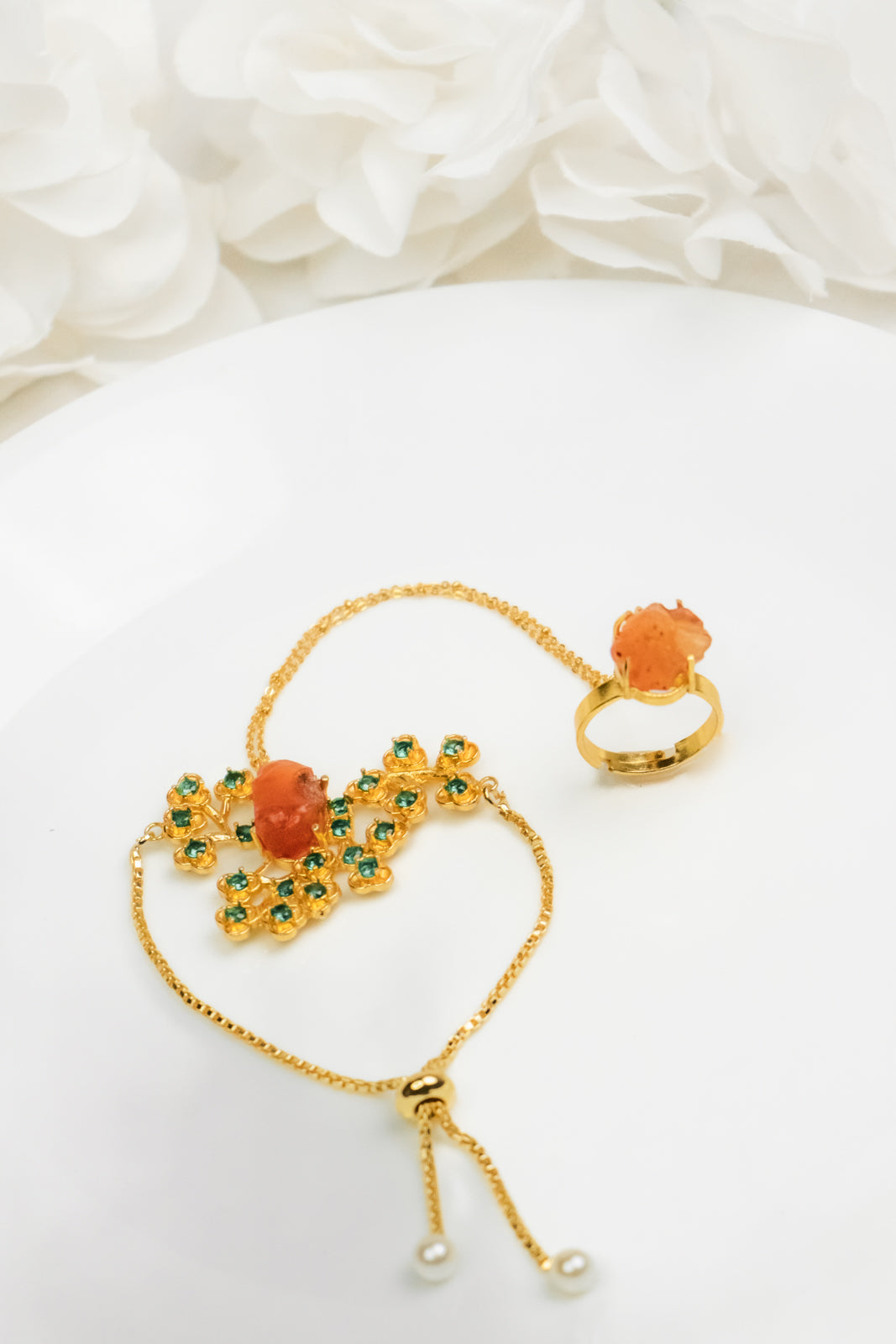 Bloom Carnelian chain bracelet