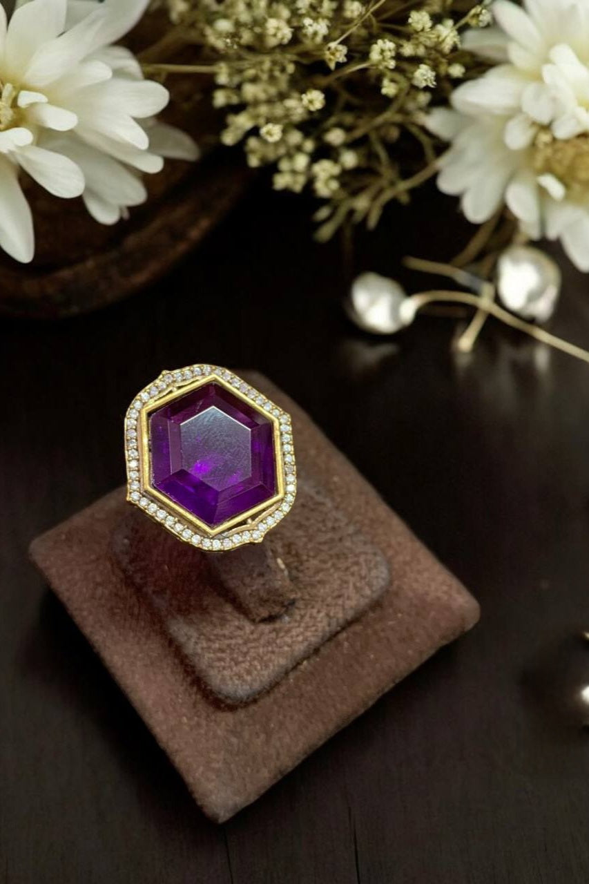 Amira adjustable ring