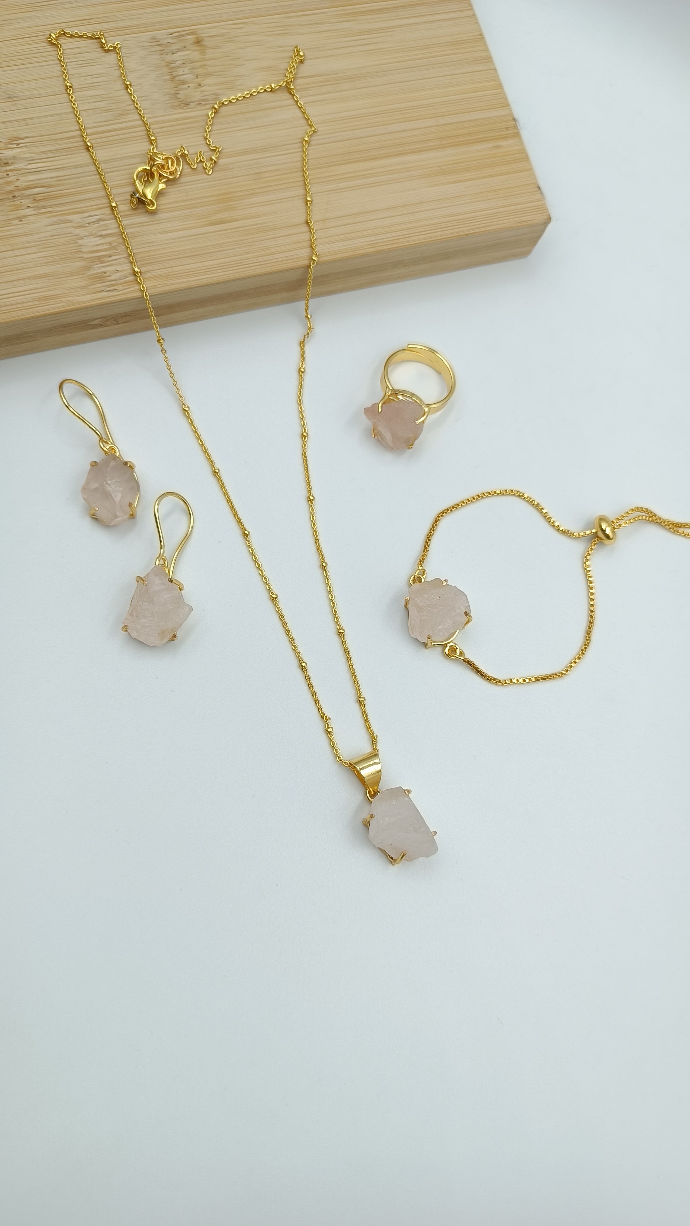 Afra Rose Quartz chain Pendant Combo set