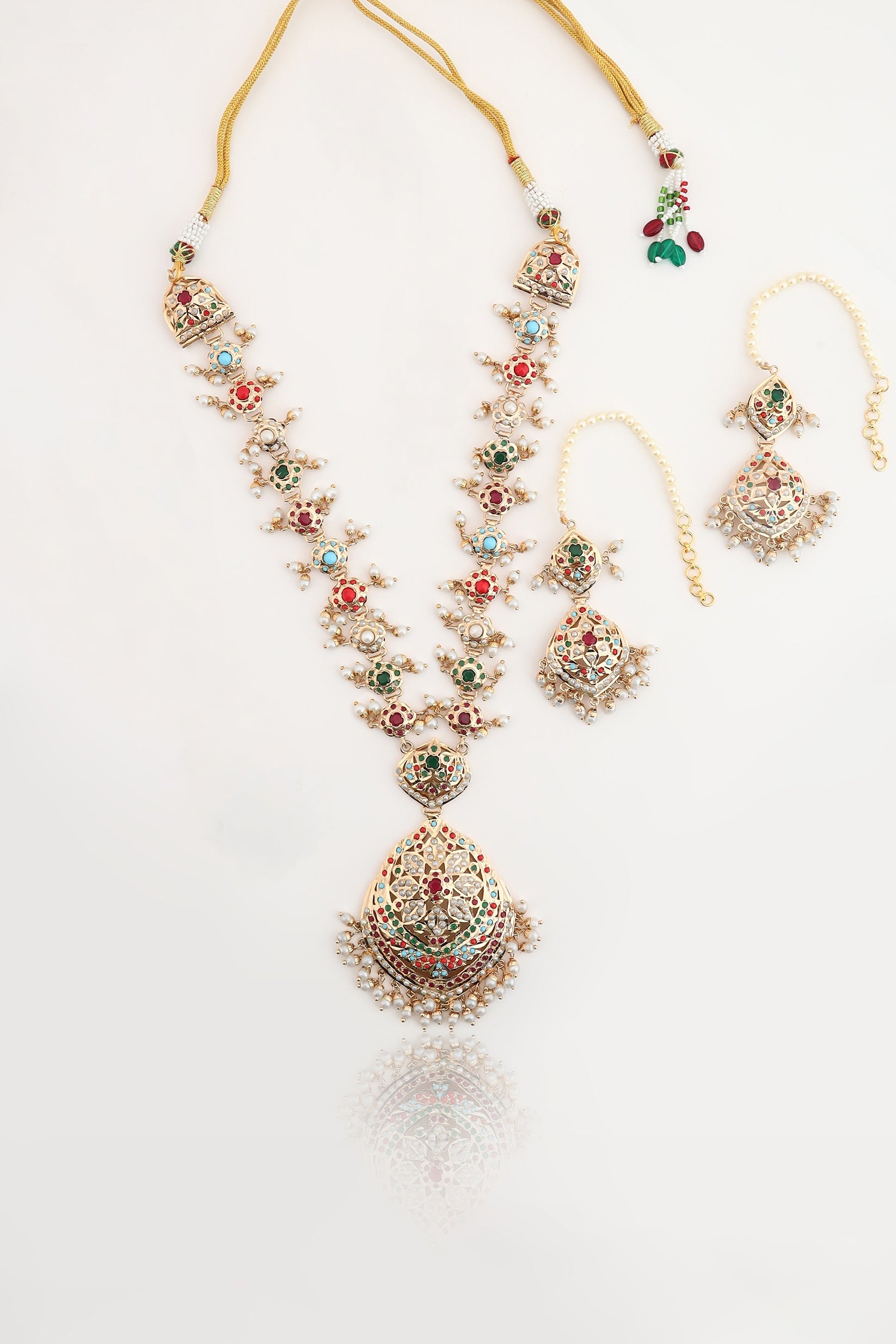Maheen Jadau necklace set,Head and hand accessories not included.