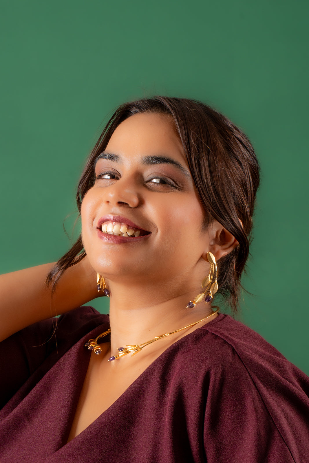 Inaaya Amethyst hasli/collar necklace with earrings, bracelet and ring