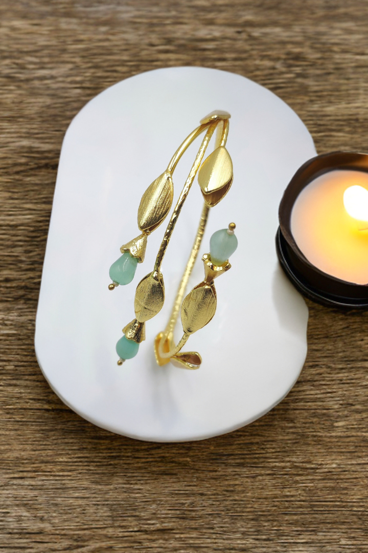 Inaaya Mint openable Bracelet
