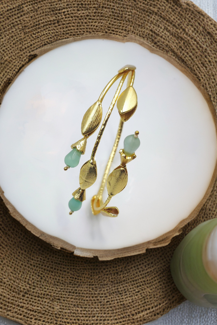 Inaaya Mint openable Bracelet