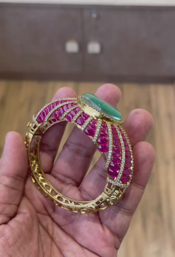 Queen Exclusive collection