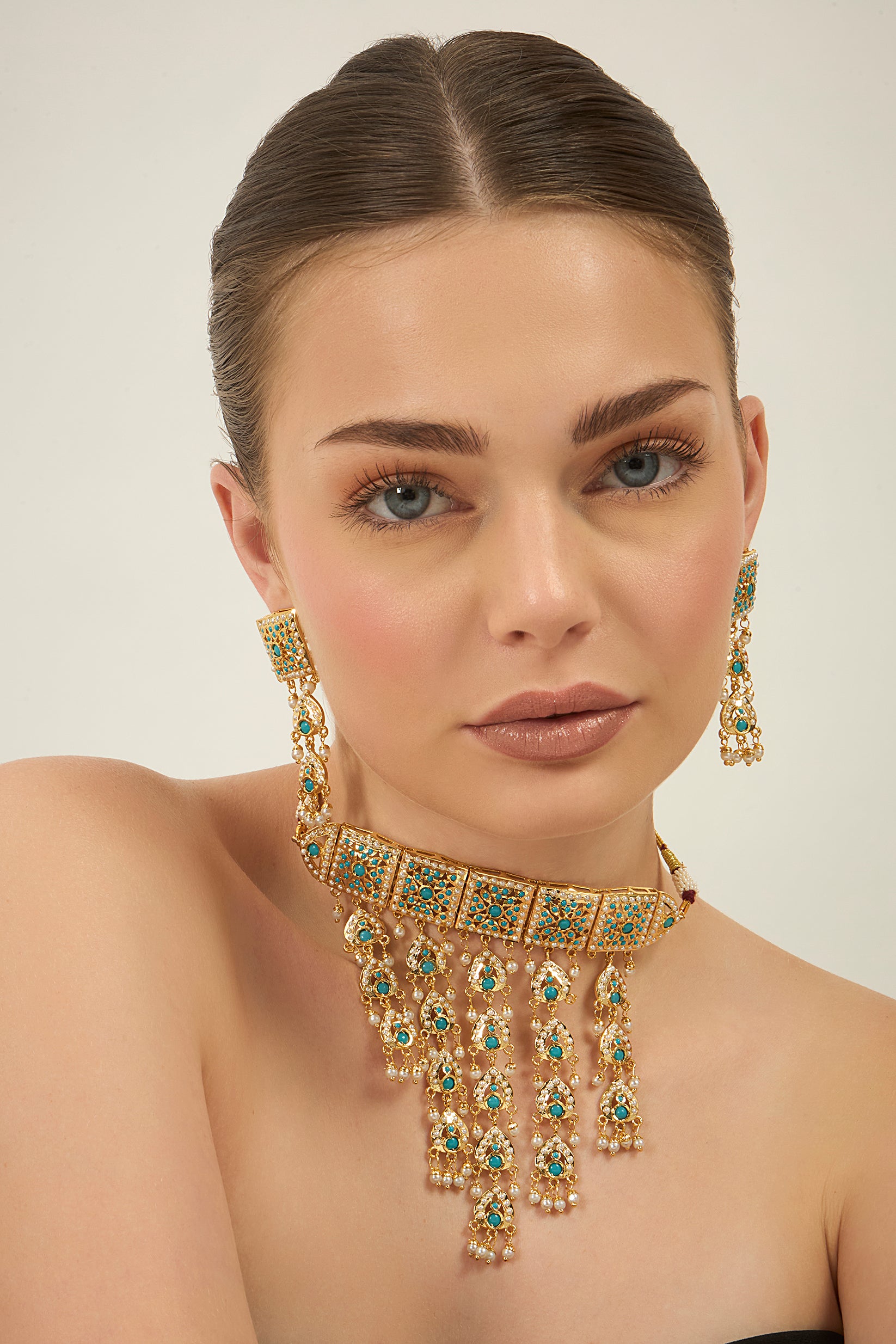 Firozé Noor Choker Set