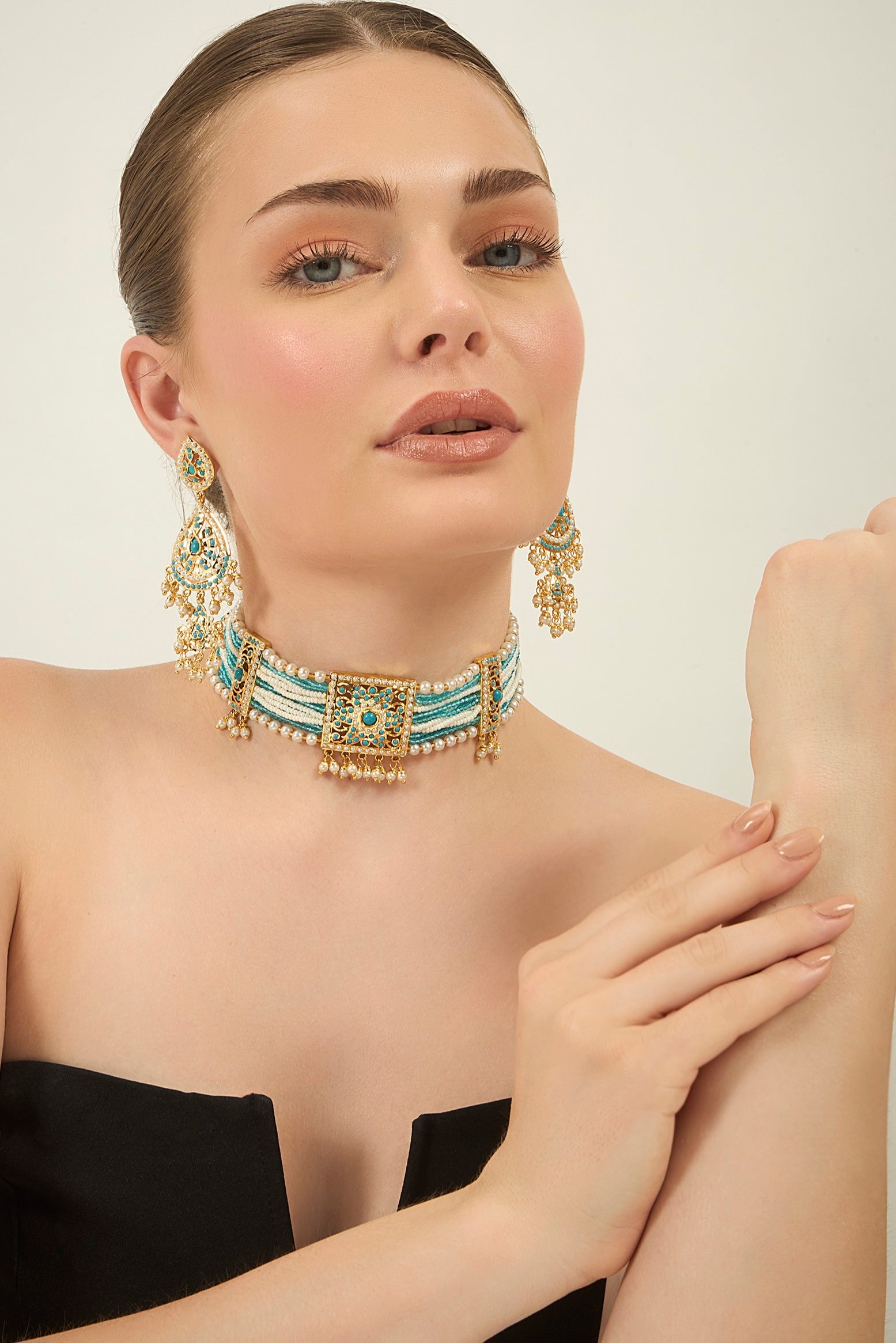 Zarreen Choker Set