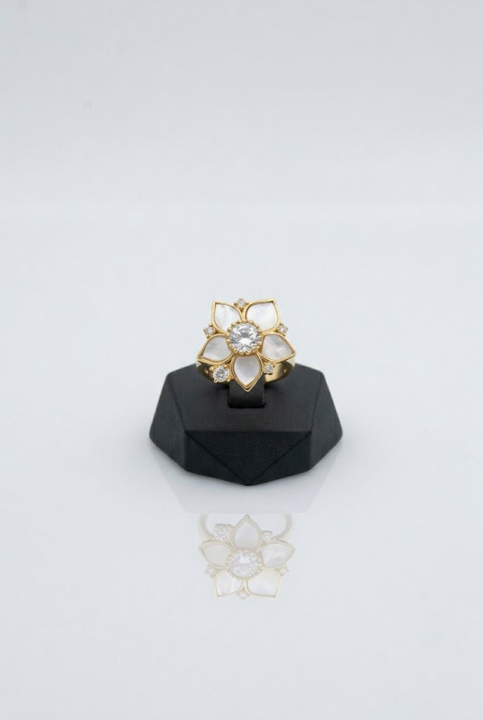 Snow white,Adjustable