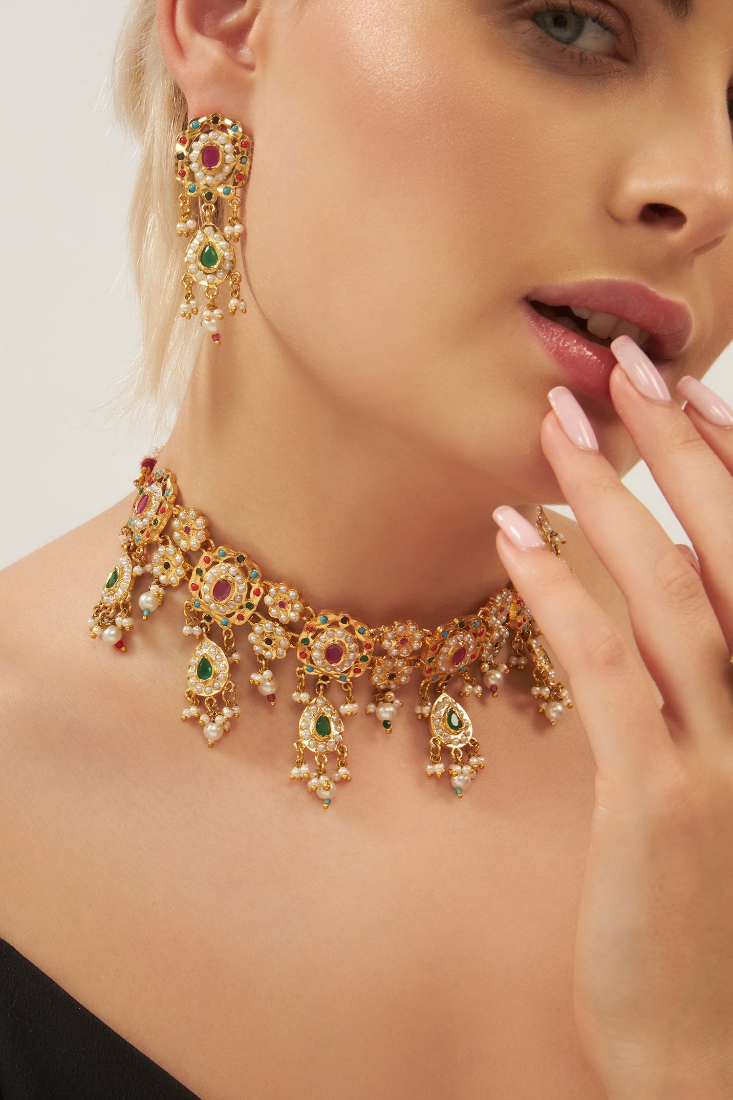 PRE ORDER,Gul-e-zehra, Delivery after 31st May
