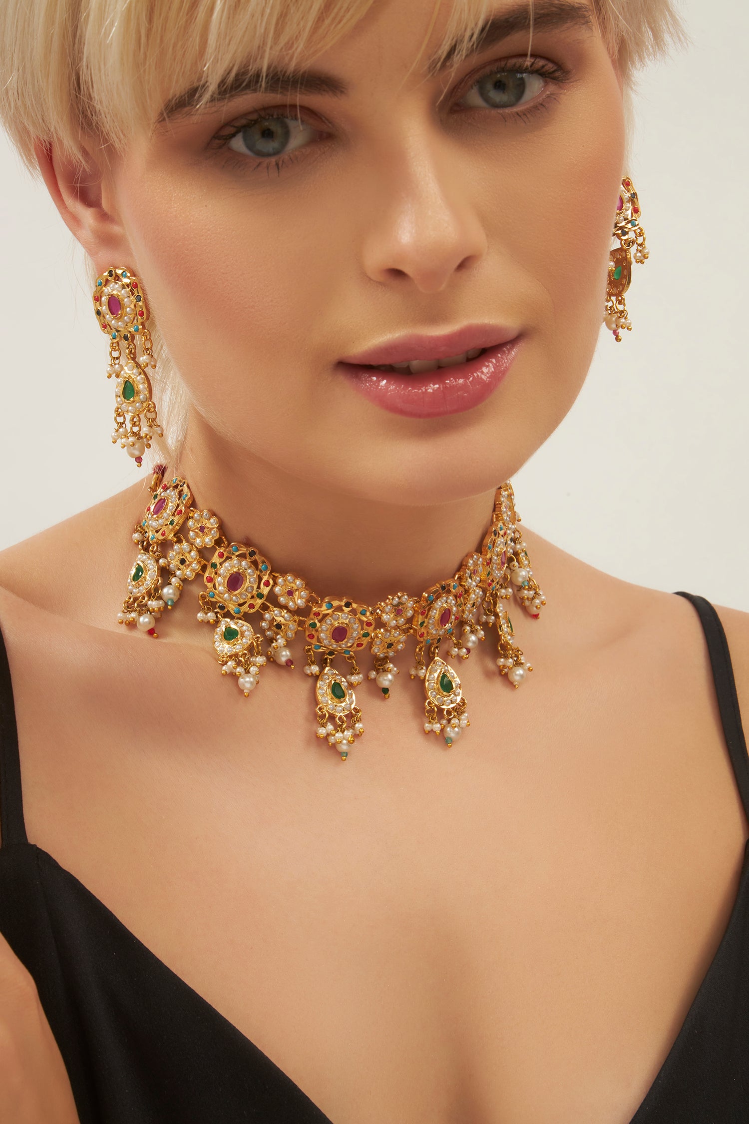 PRE ORDER,Gul-e-zehra, Delivery after 31st May