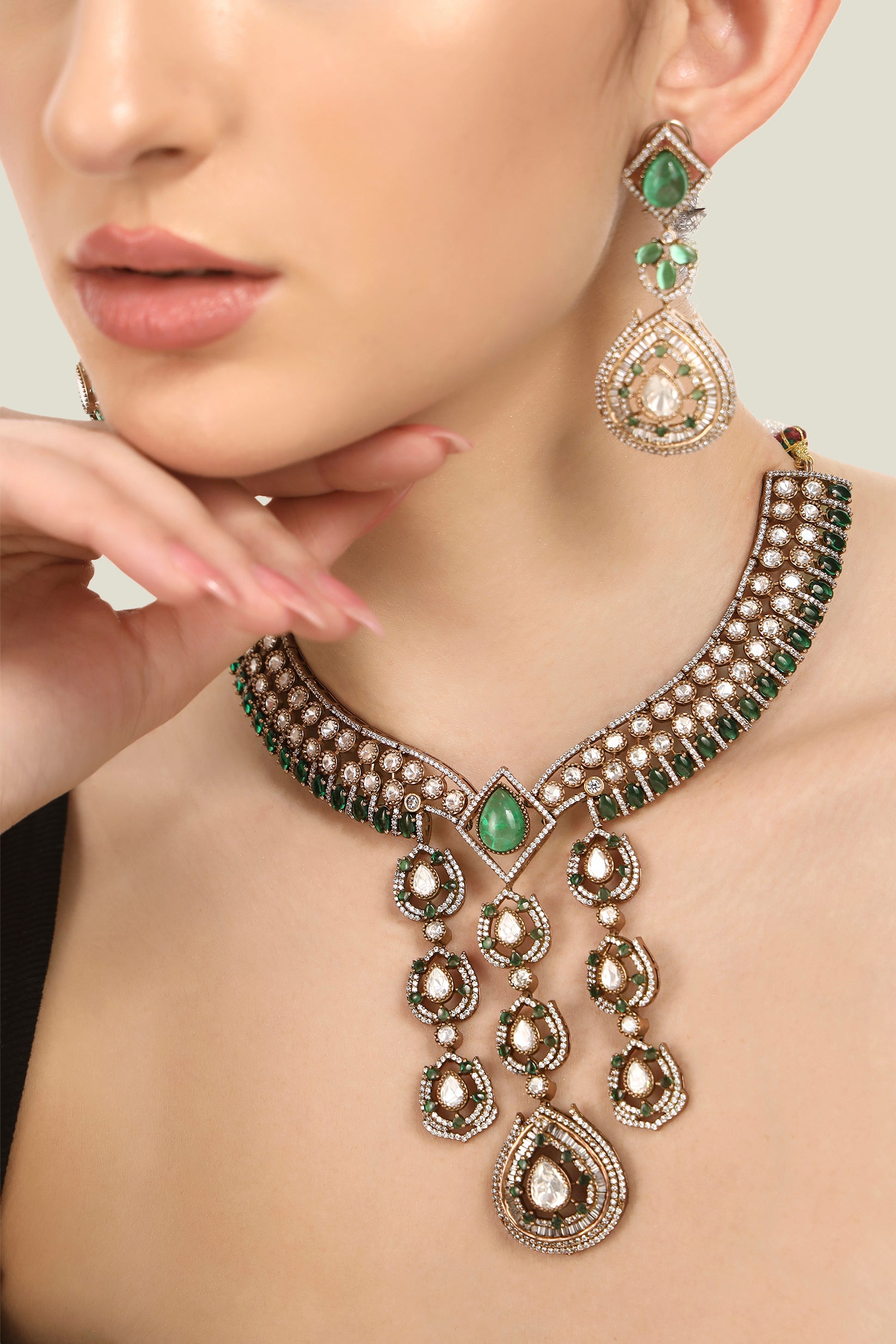 The crown, Exclusive collection