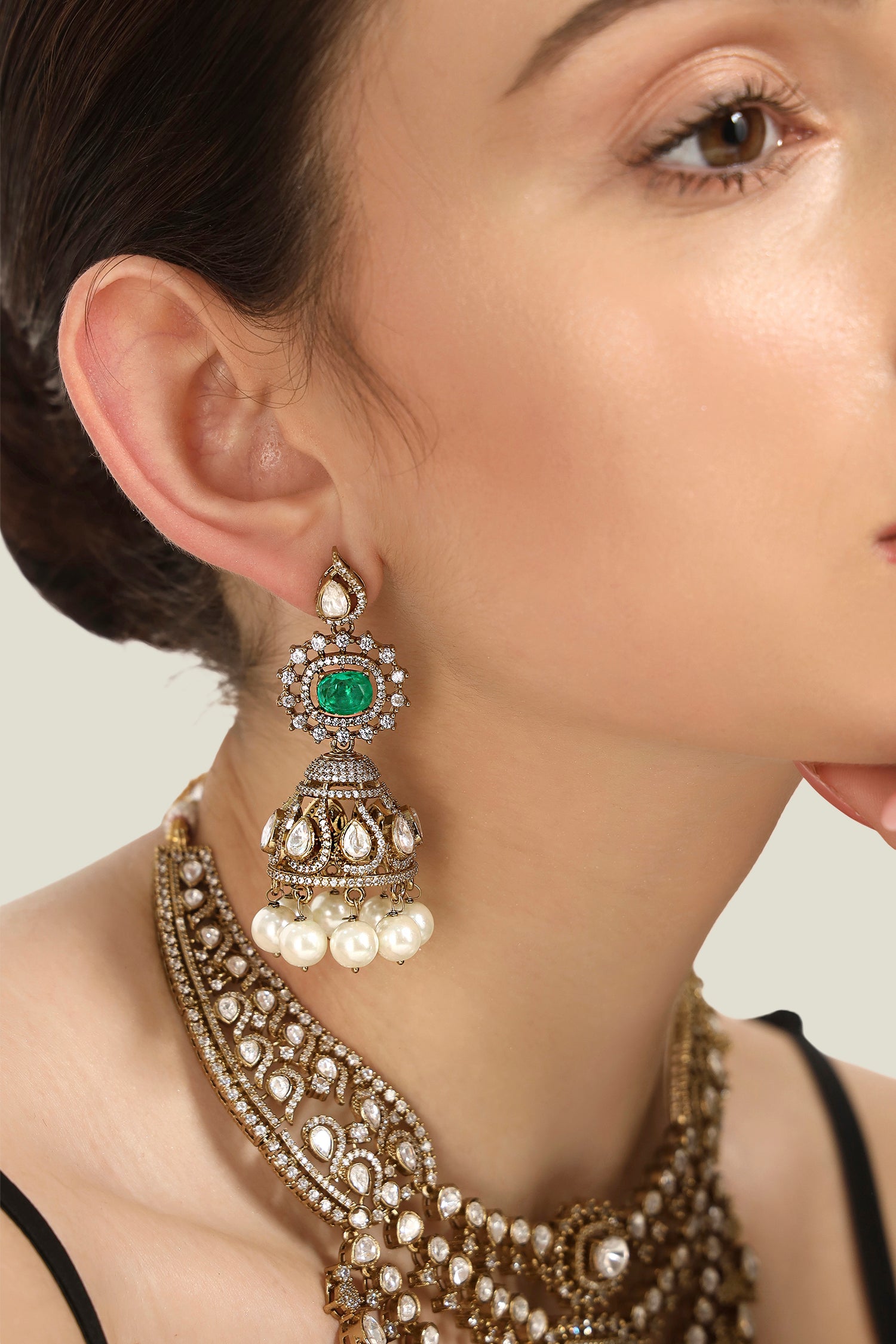 Glitz &amp; Glamorous premium Kundan set with tika