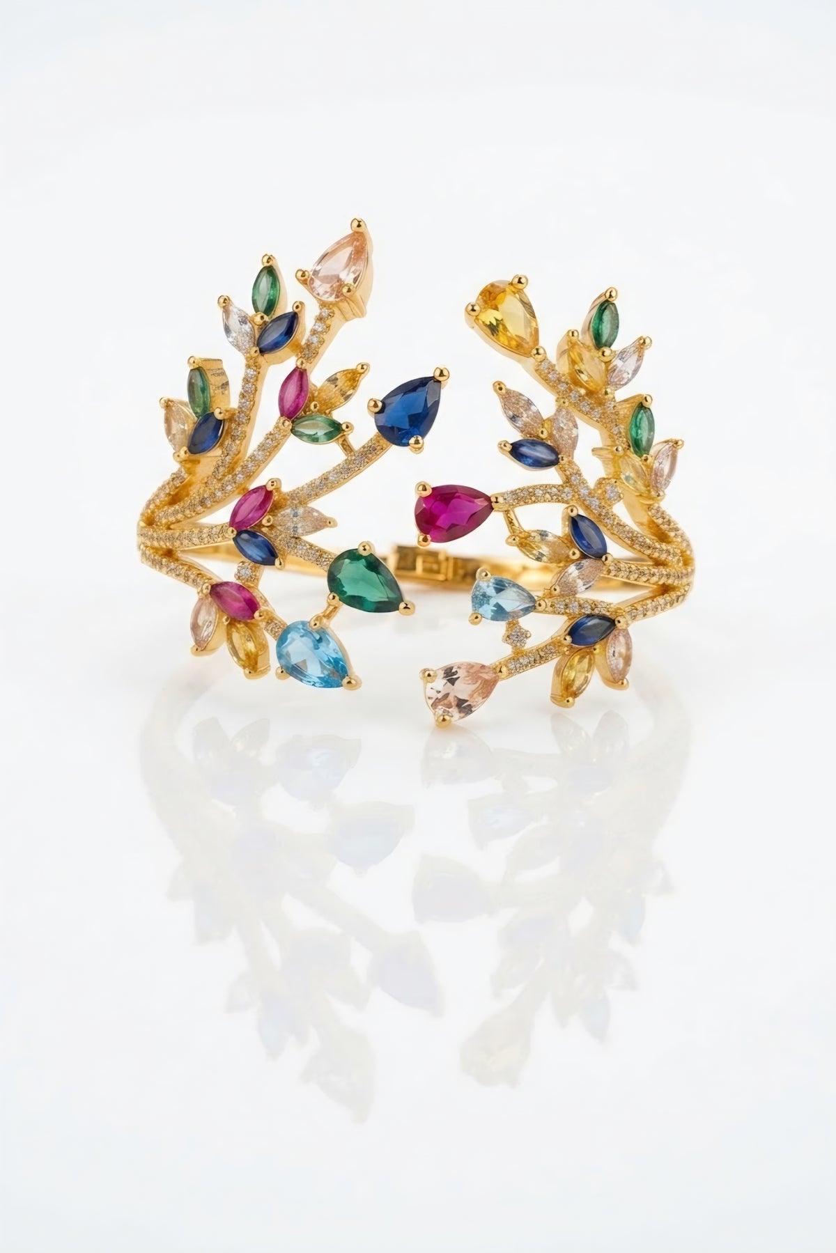 Piece of art, adjustable double finger ring