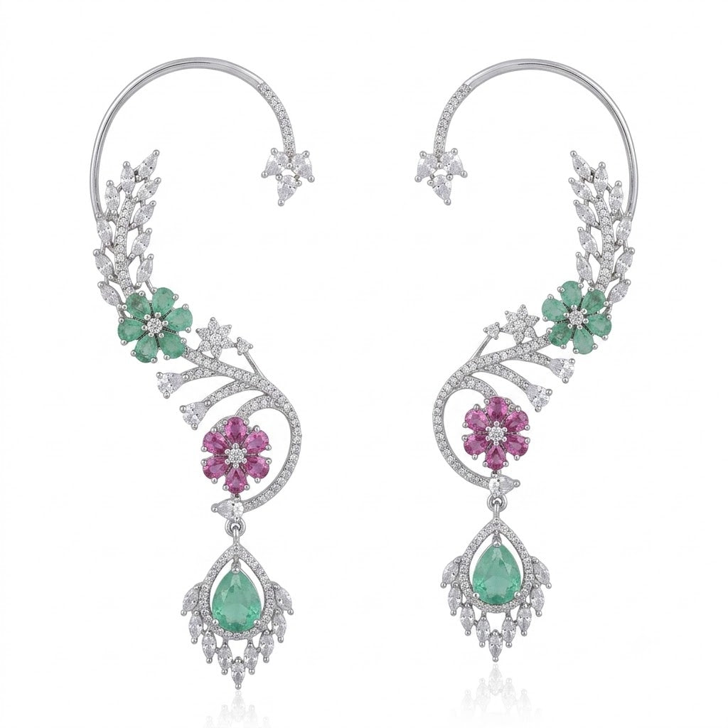 Queen in me earcuff