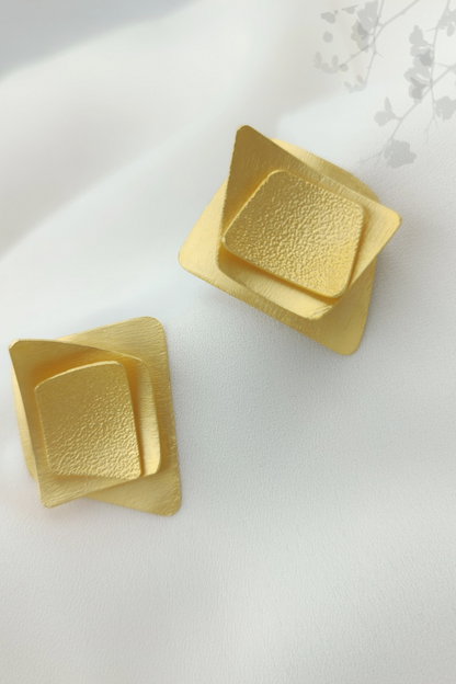 Lyla Gold Studs