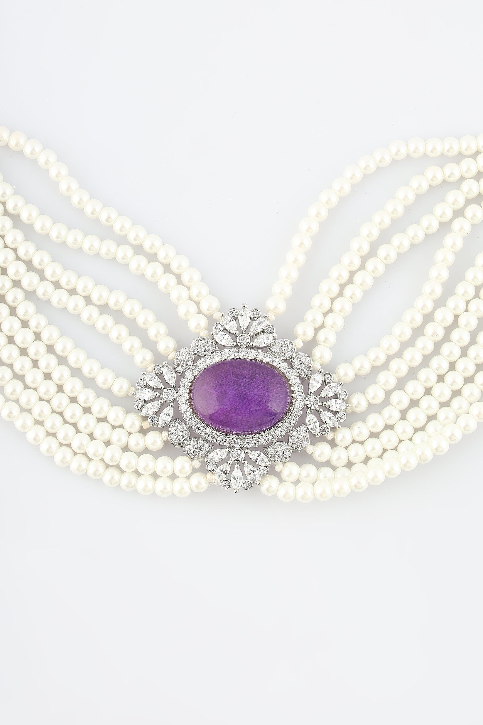 Victoria statement choker