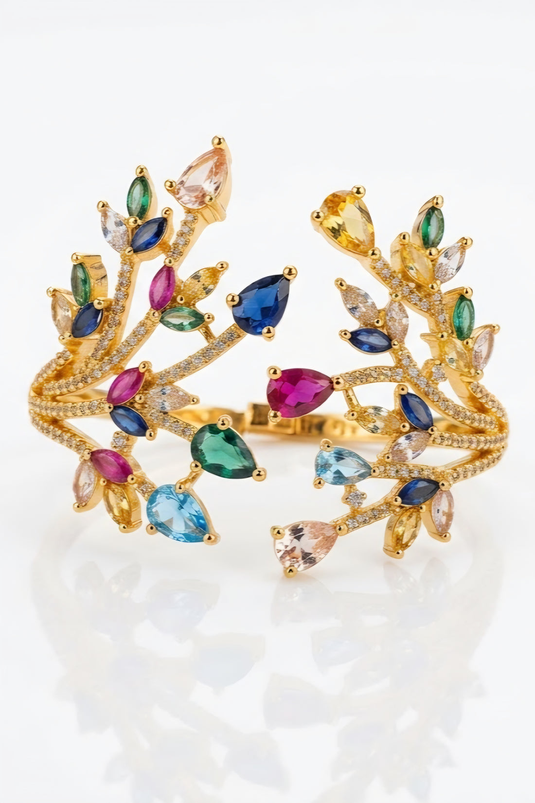 Piece of art, adjustable double finger ring