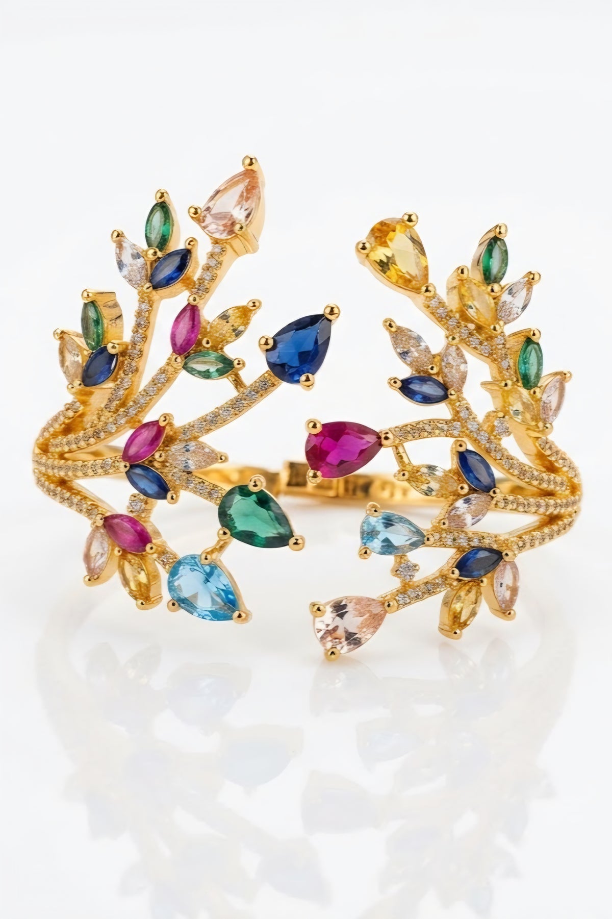Piece of art, adjustable double finger ring