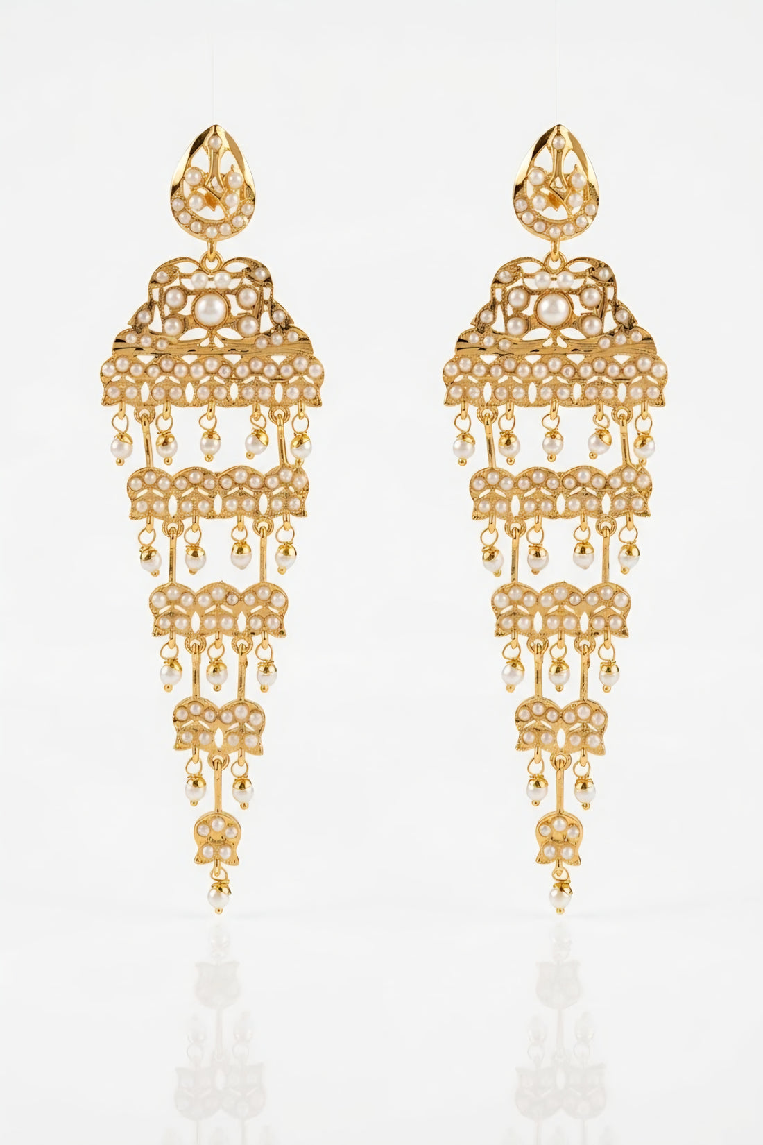 Pearl long earrings