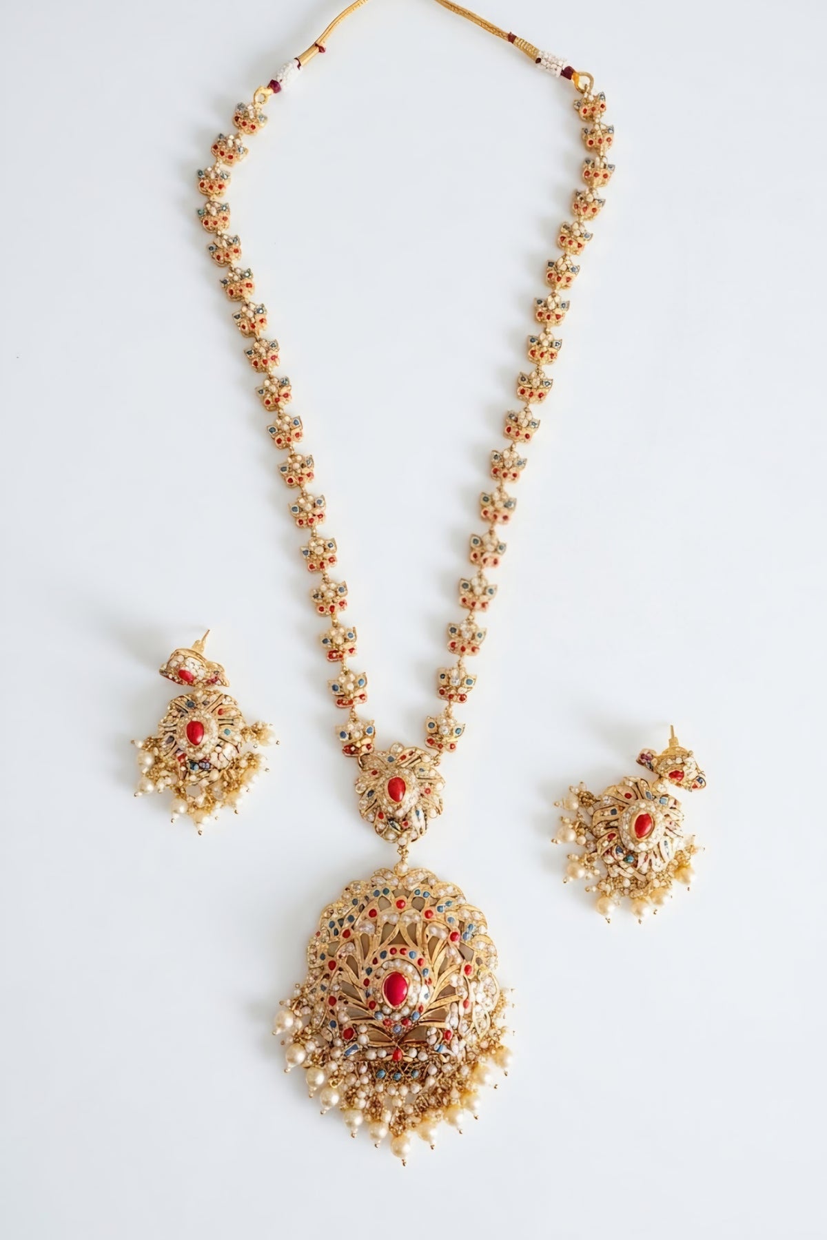 Kahkashaan long set