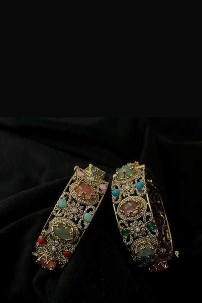Qainaat 2.6 inches openable bangles