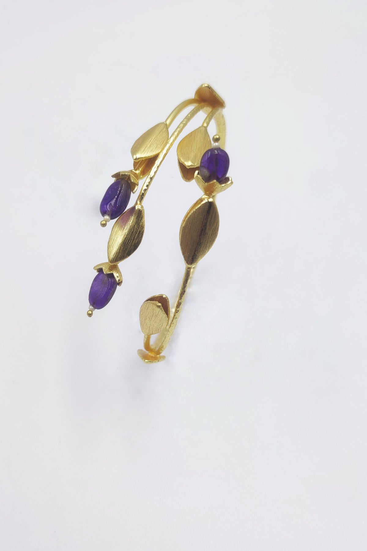 Inaaya Amethyst Openable Bracelet