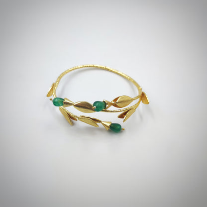 Inaaya Emerald Openable Bracelet