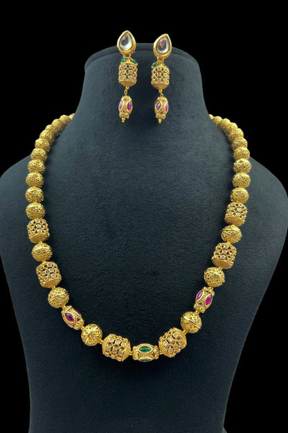 Mahek Gold mala set