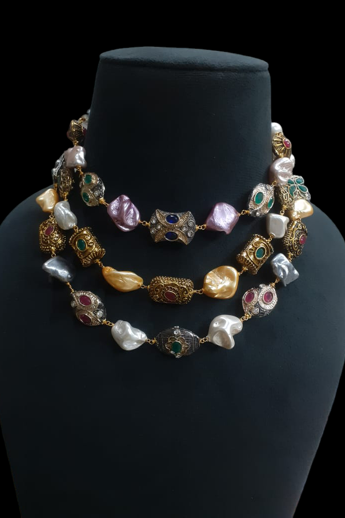 Aarohi  necklace set