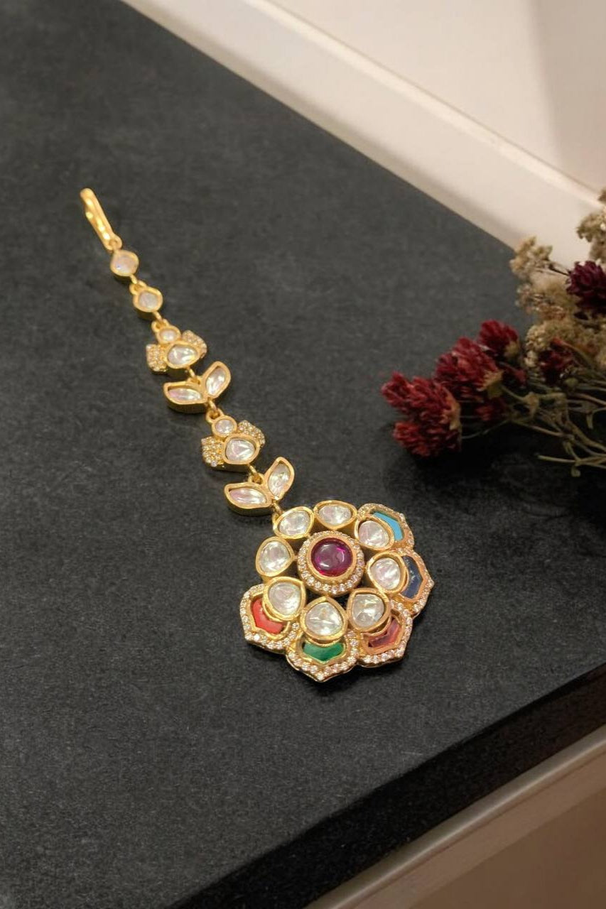 Zainab moissanite kundan tika navratan