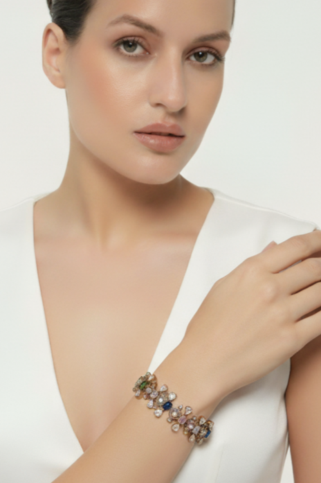 Elegant Victorian bracelet ( 2.4 inches,openable)