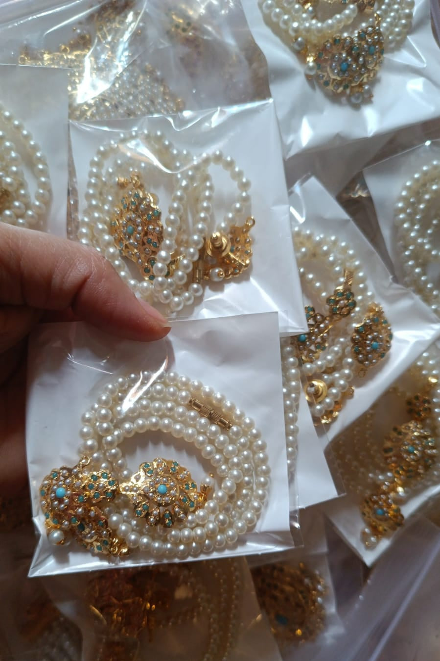 Firoz Jadau pendant set