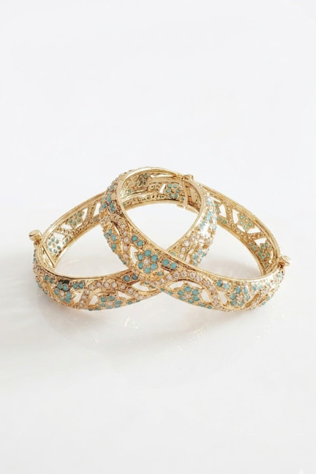 Nilofar,2.6 openable bangles