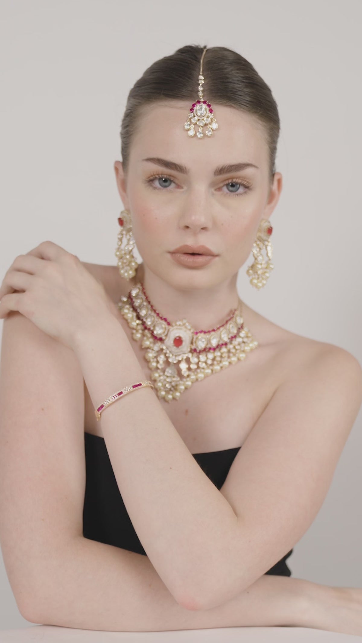 Gul-e-Rubab,Bracelet not included