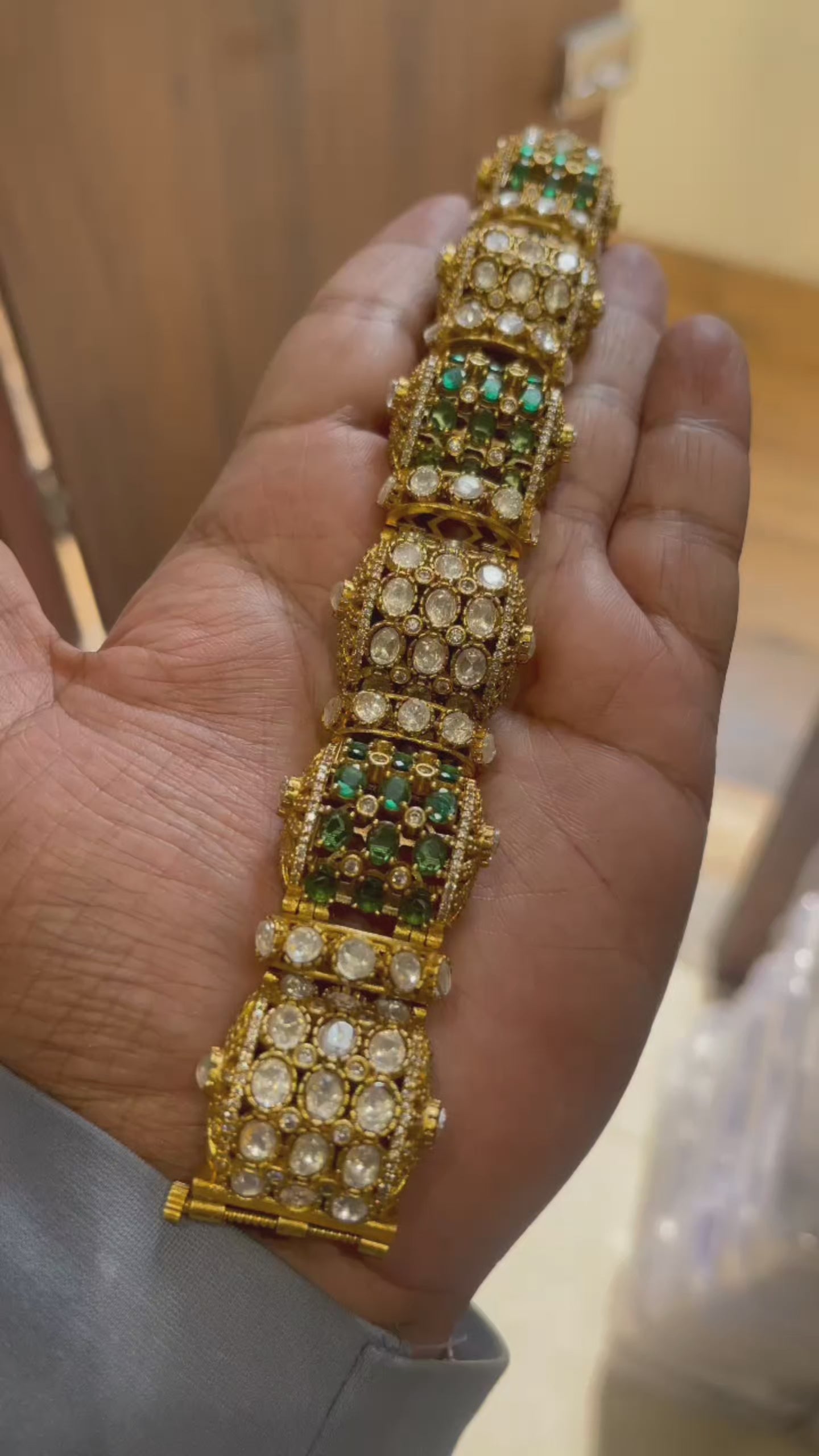 Jaan-e-mehfil, Exclusive collection