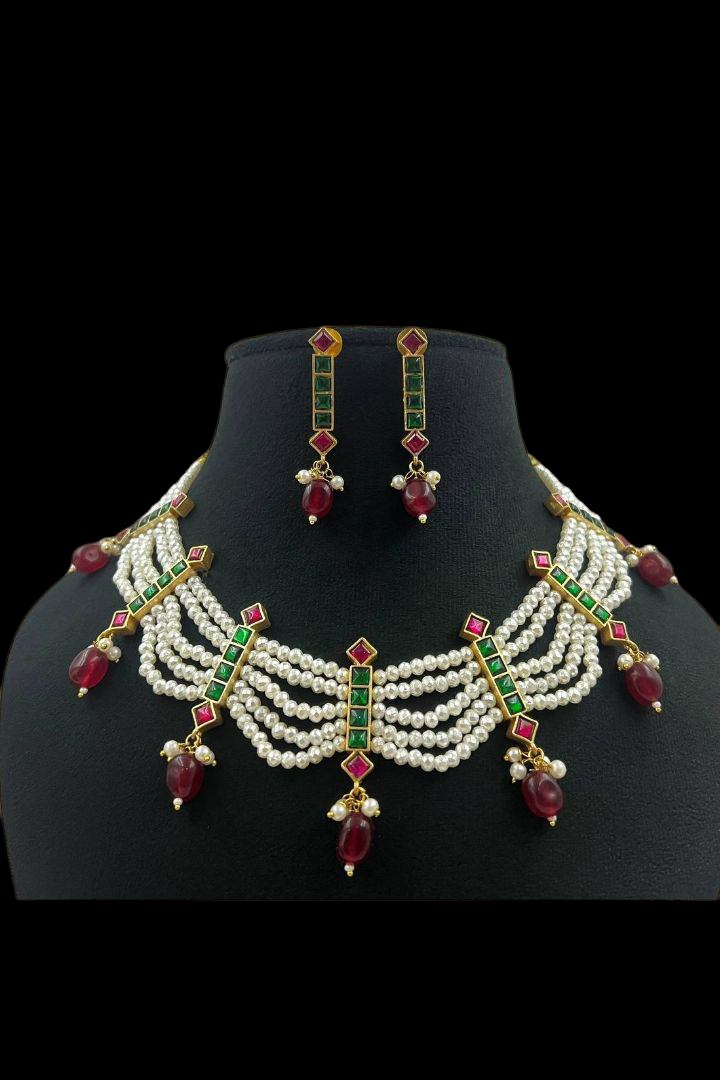 Nazish jadau kundan set