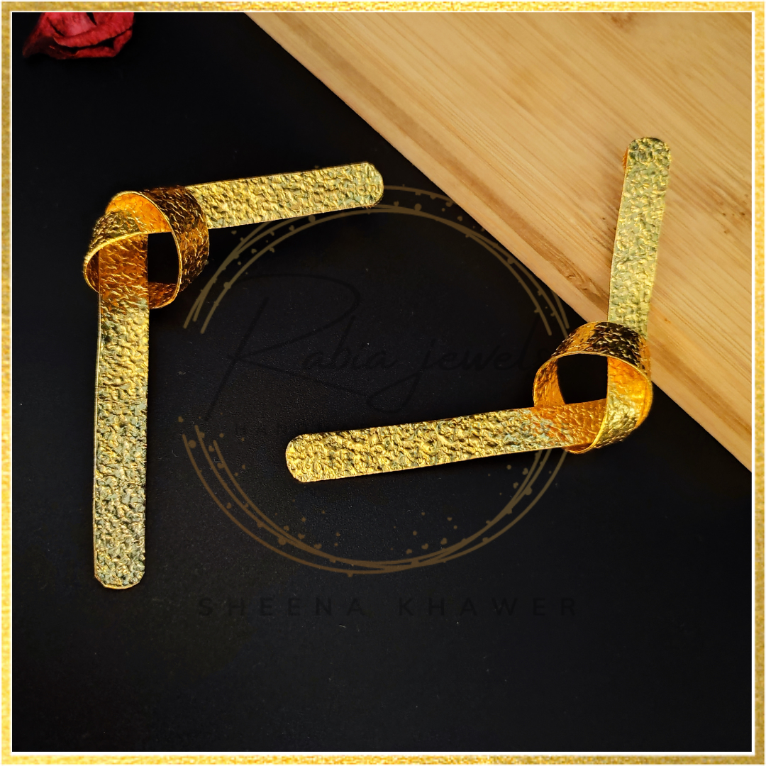 Kayli Gold Knot Earrings