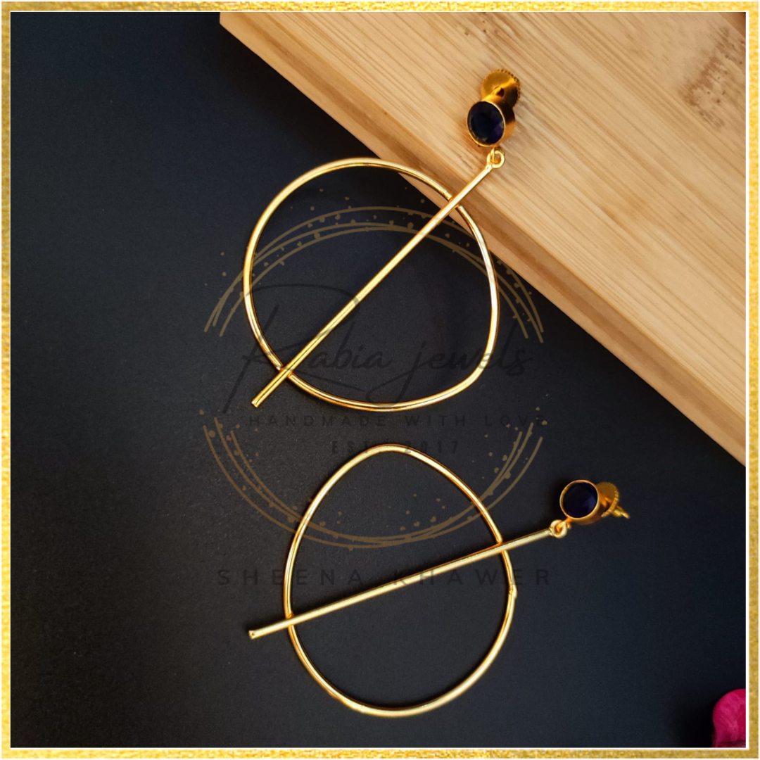 Daisy Gold Saphire Statement Earrings
