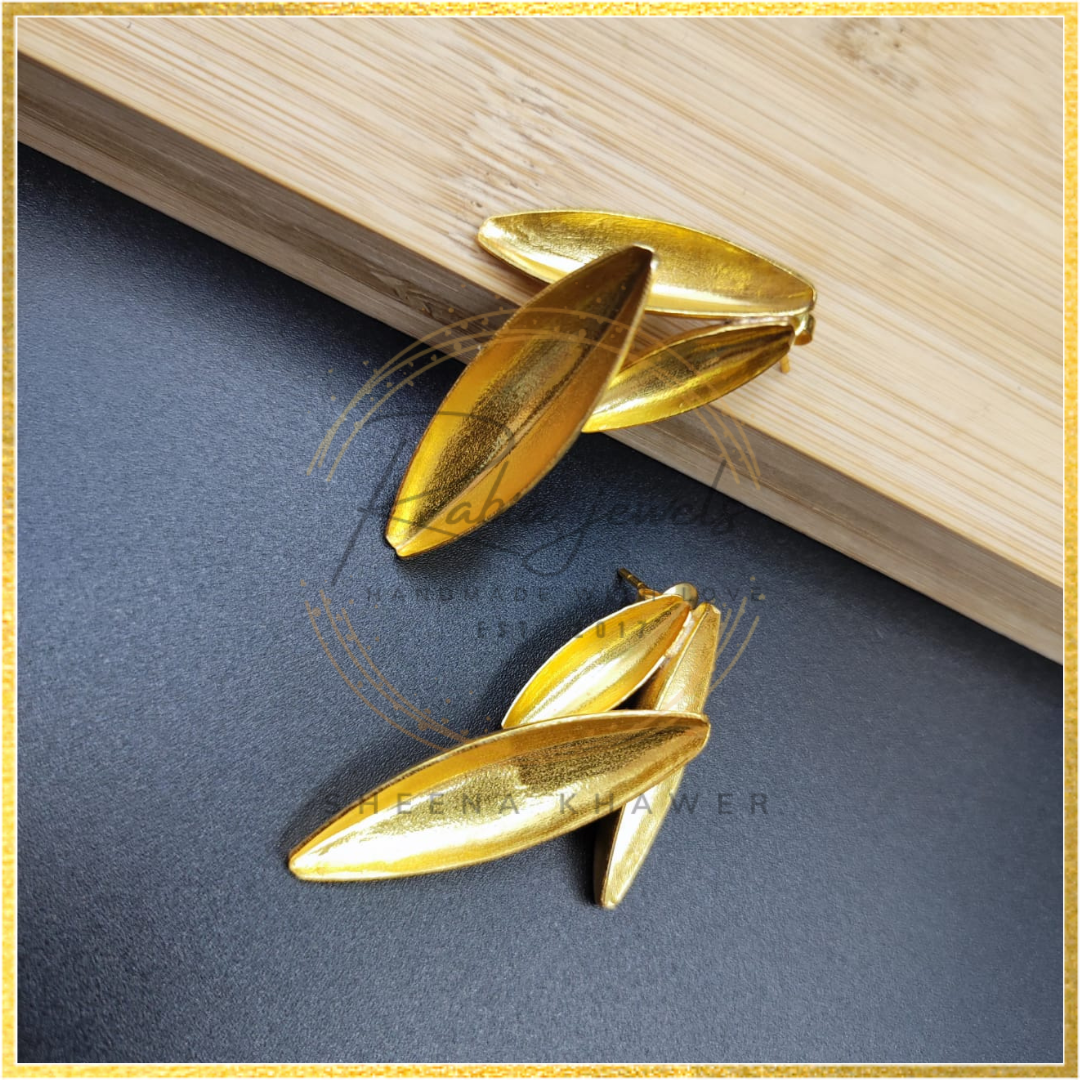 Leaf Gold oversized Earrings