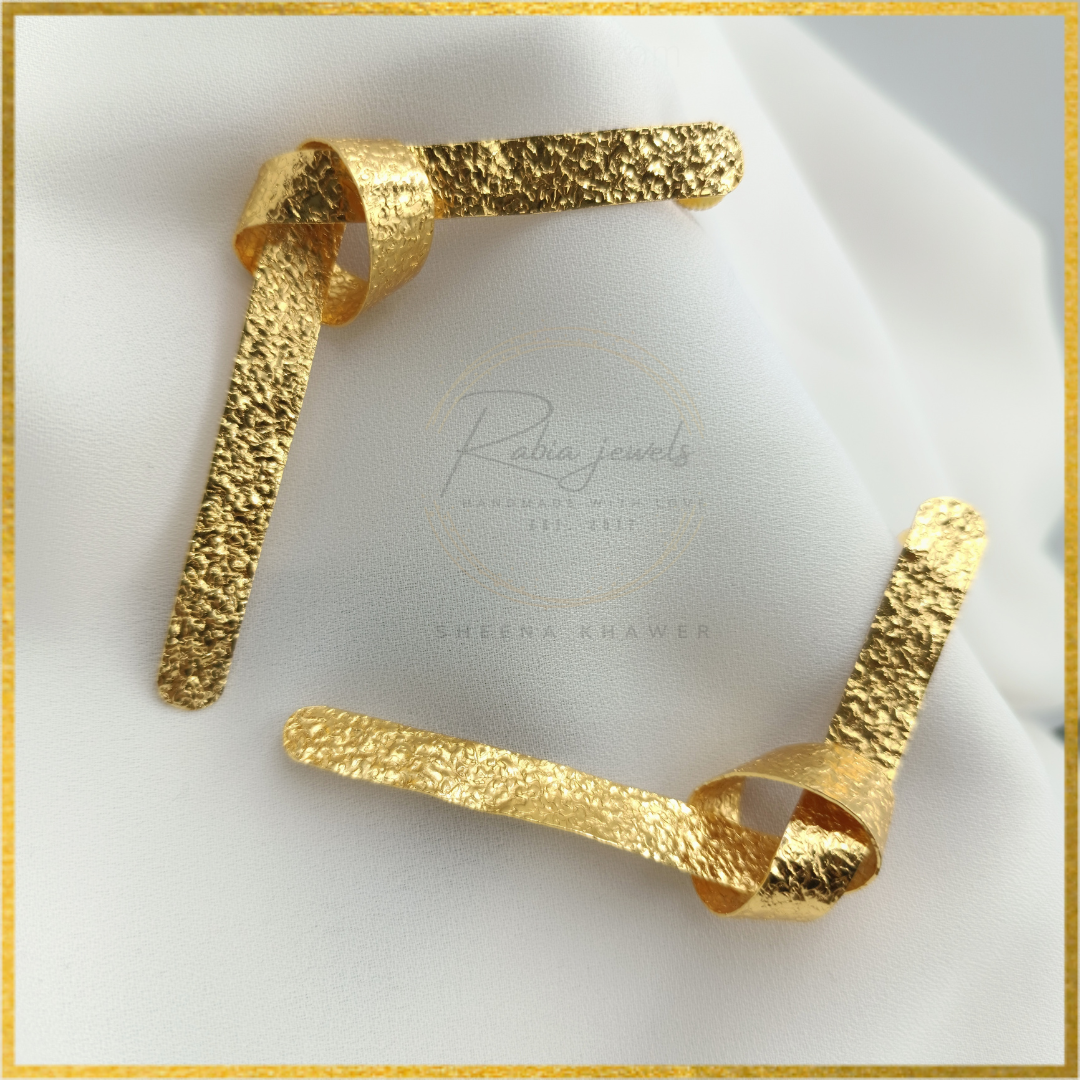 Kayli Gold Knot Earrings