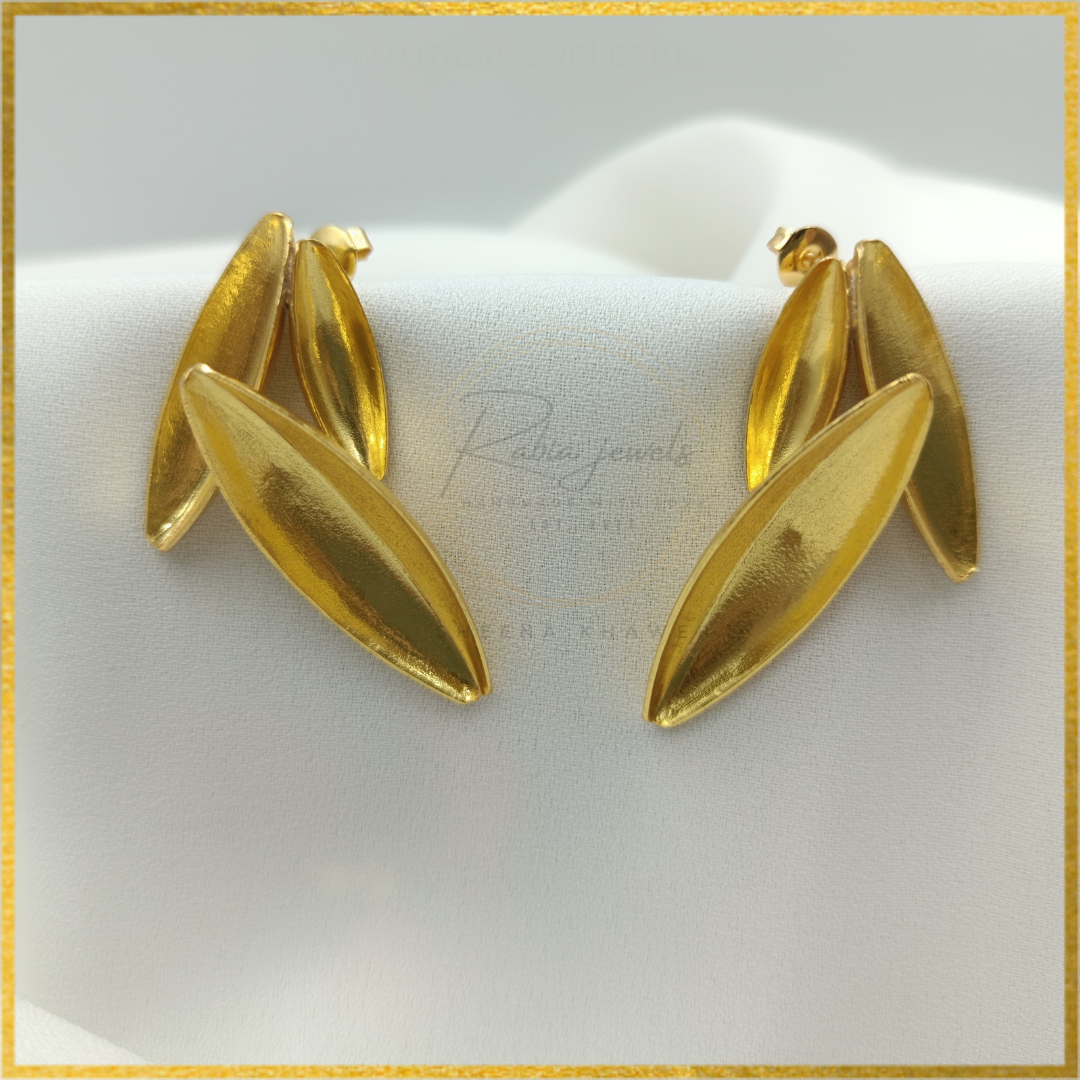 Leaf Gold oversized Earrings